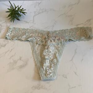 New Victoria's Secret Pale Green Gold Thong String Lace Strappy panty XL Floral